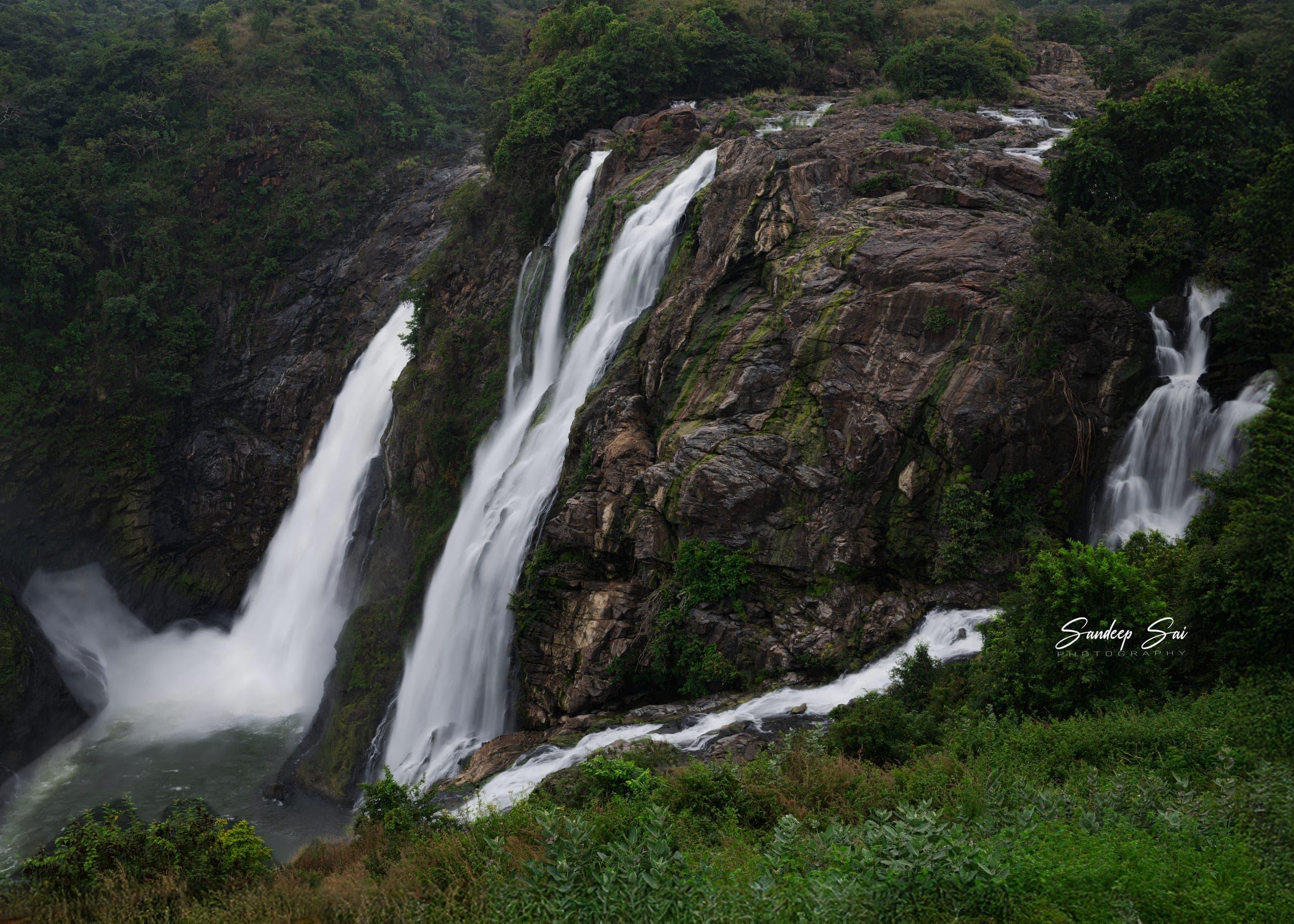 Shivanasamudra Falls 1  reov8v
